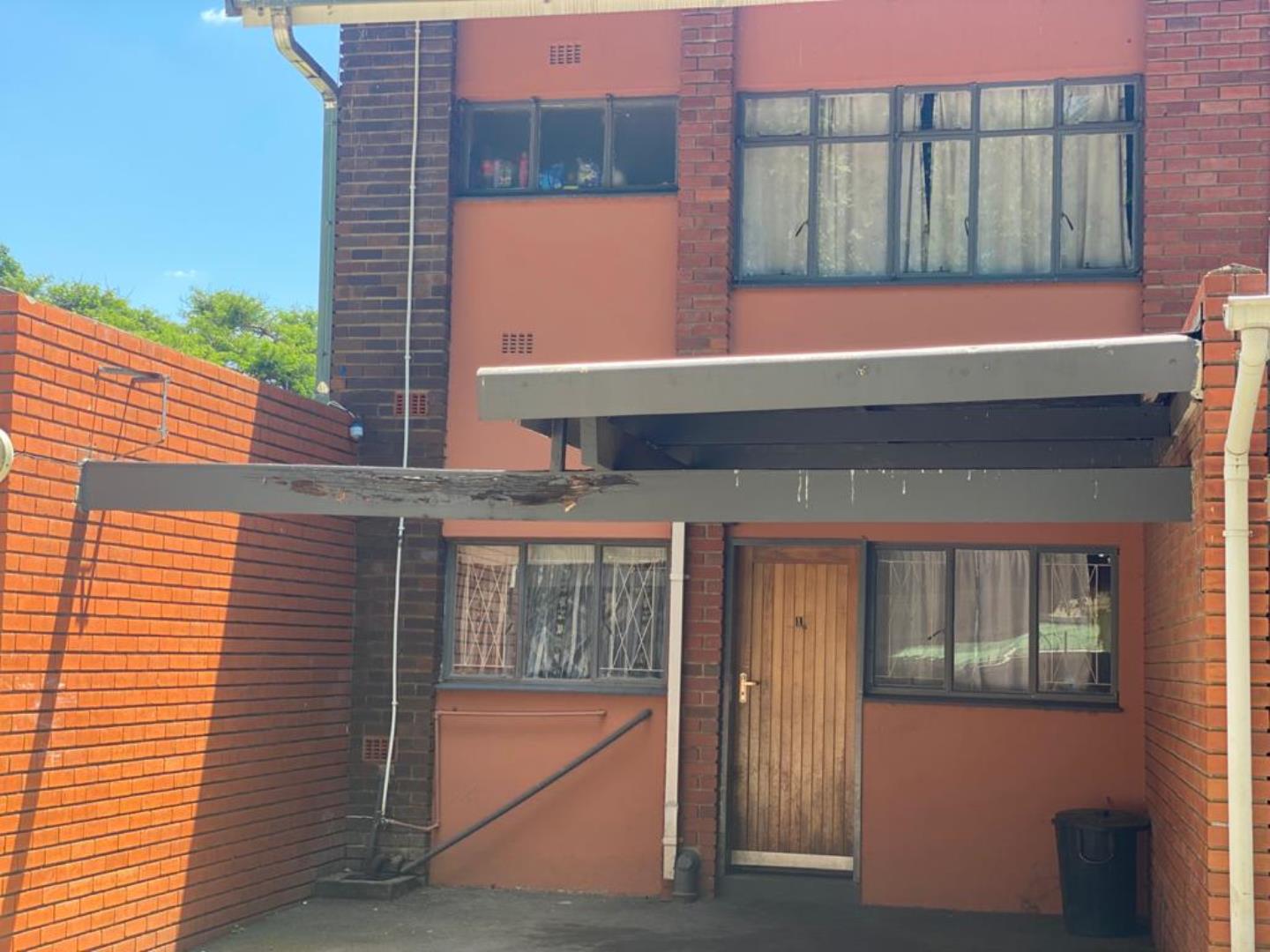 2 Bedroom Duplex for Sale - KwaZulu Natal