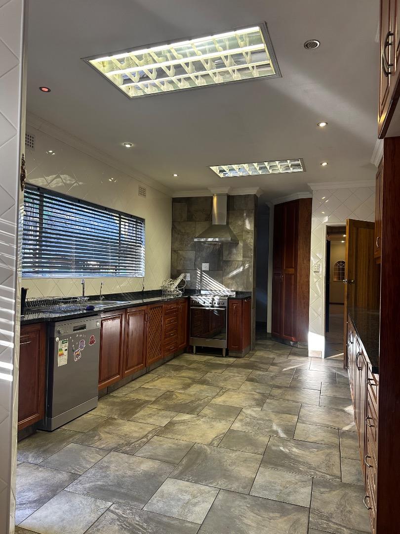 4 Bedroom House for Sale - KwaZulu Natal